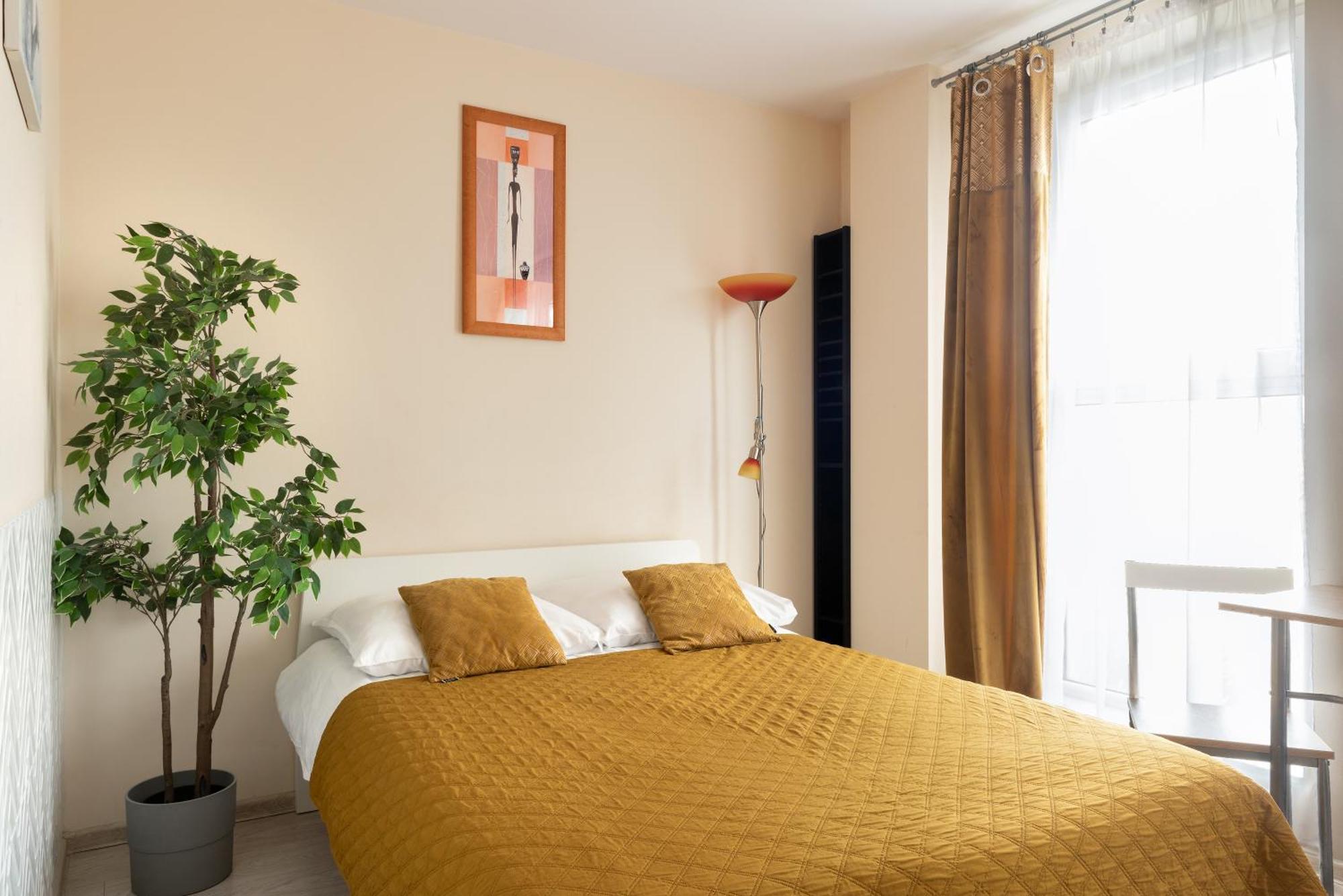 Cozy Modern Apartment Astoria Magic Orange Old Town คราคูฟ ภายนอก รูปภาพ