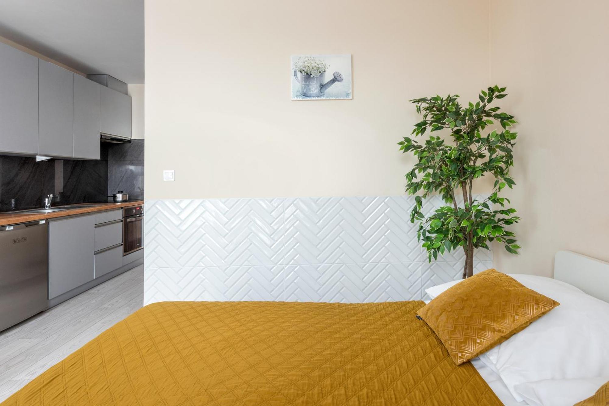 Cozy Modern Apartment Astoria Magic Orange Old Town คราคูฟ ภายนอก รูปภาพ