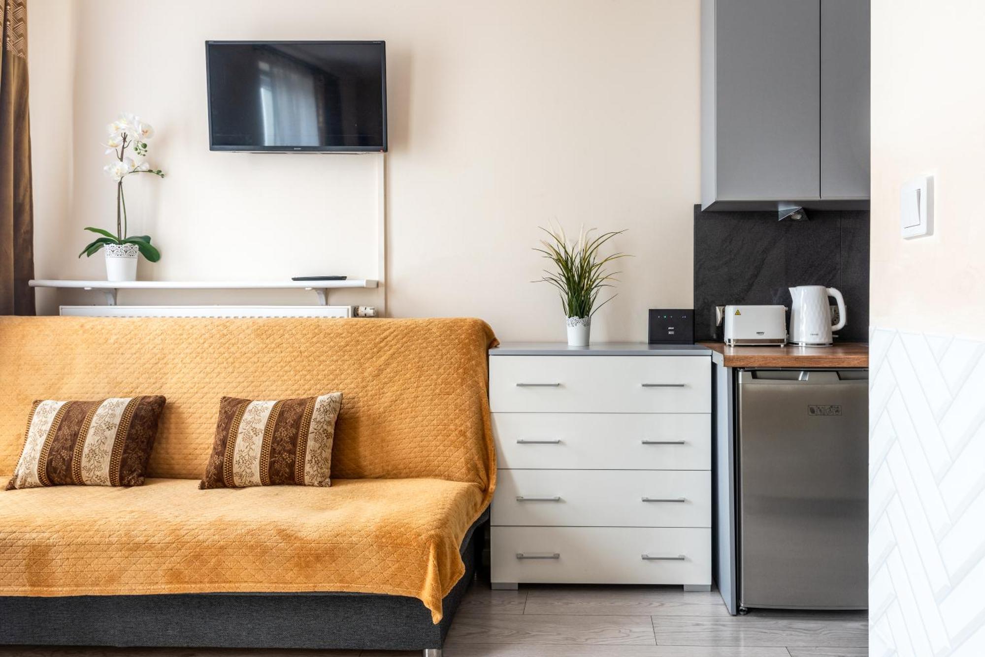 Cozy Modern Apartment Astoria Magic Orange Old Town คราคูฟ ภายนอก รูปภาพ