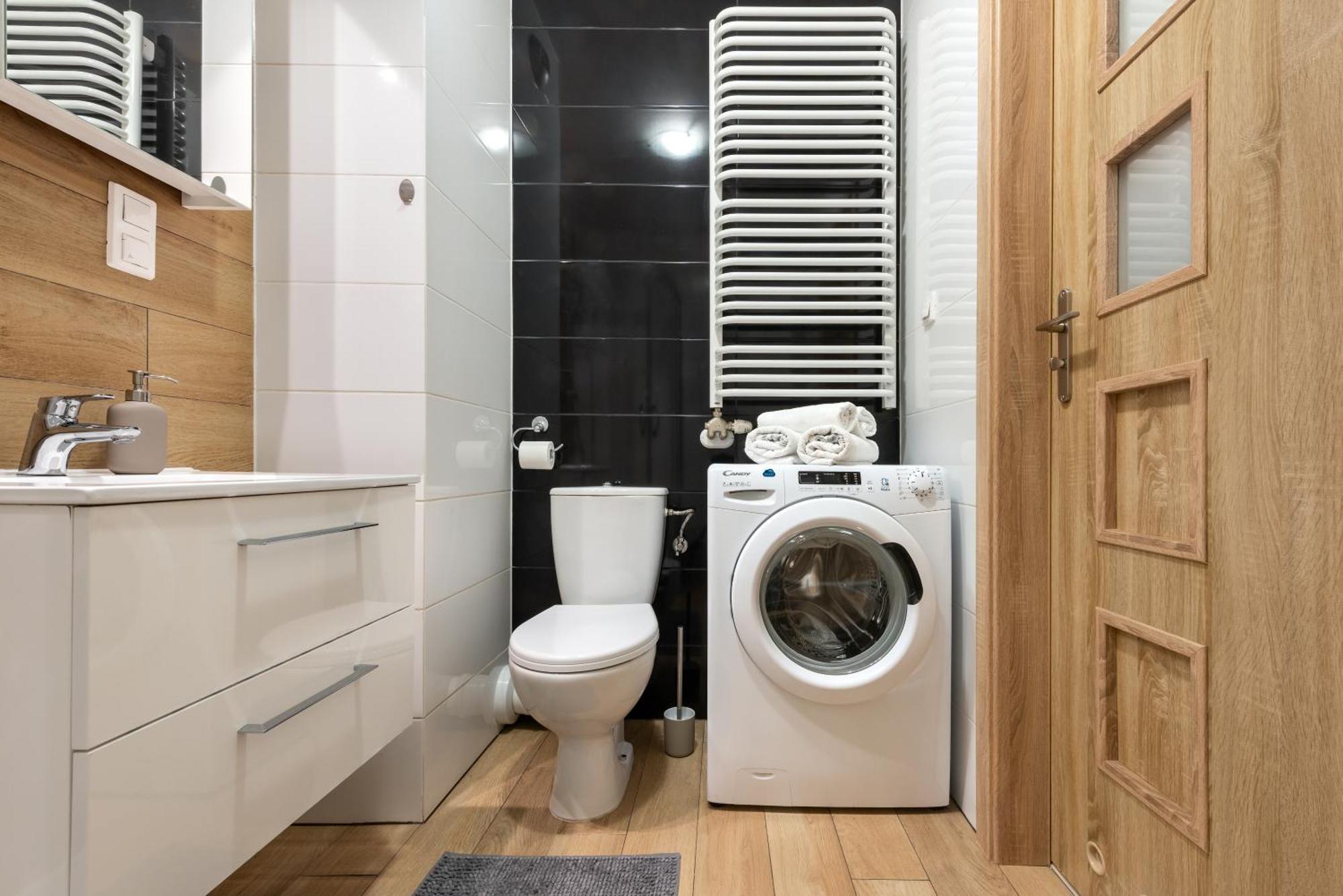 Cozy Modern Apartment Astoria Magic Orange Old Town คราคูฟ ภายนอก รูปภาพ
